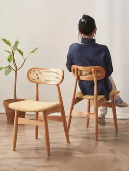 Iskandinav tarzı kiraz ahşap tüm katı ahşap kumaş yumuşak çanta yemek sandalyesi ev tabure rattan sandalye